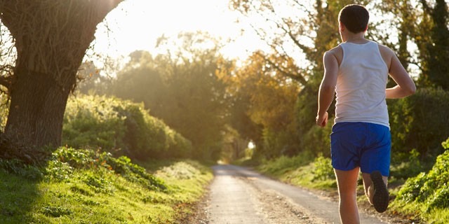 corriendo_en_el_bosque