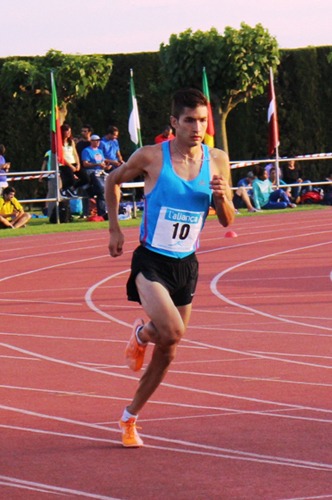 Imagen_Noticia_Nuevo Record_Chileno_Sub23_en_1500_metros