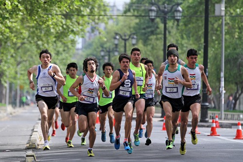Imagen_Noticia_La_Milla_Atletica_Urbana_fue_para_Ariel_Mendez_LIDERES