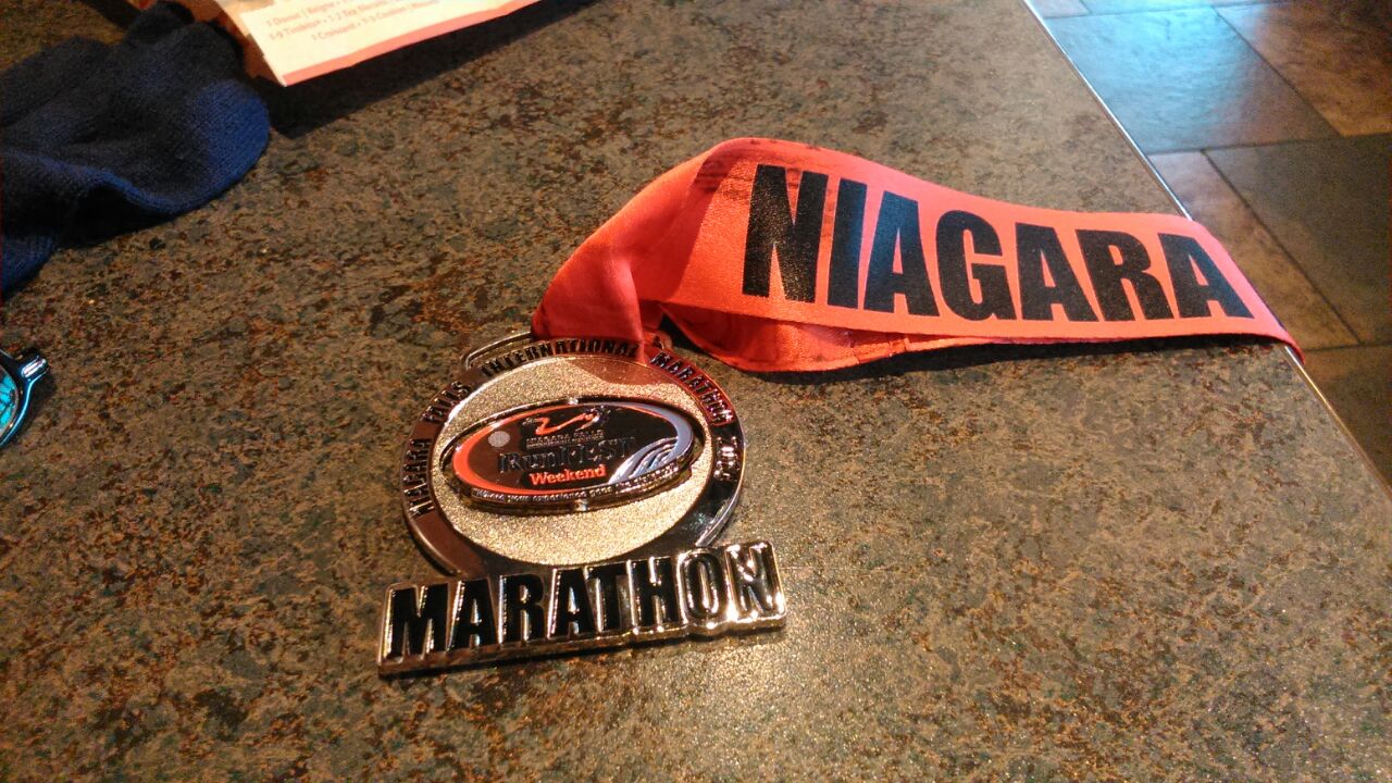 Imagen_Race_Report_Adrian_Rodriguez_Niagara_International_Marathon_2014_003