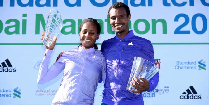 Imagen_Noticia_Dominio_etiope_en_Maraton_de_Dubai_2015_01