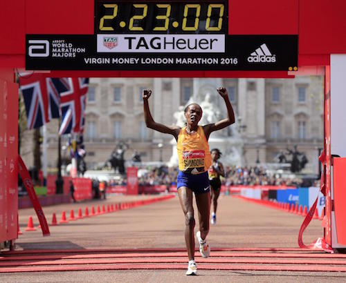 Imagen_Noticia_Casi_Record_Mundial_en_Londres_Todos_los_chilenos_03